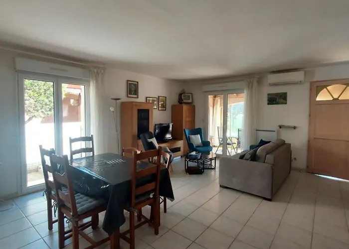 Casa vacanze Marie La : Indépendante, à Pied à 250 M Sainte-Marie-la-Mer